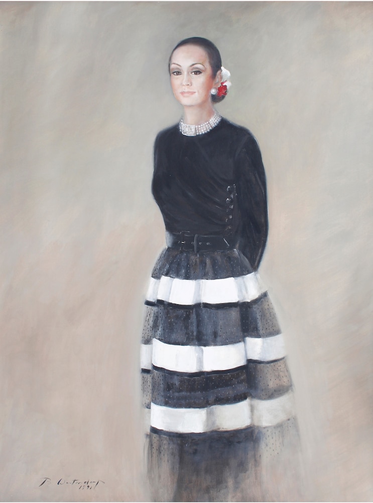 Portrait of Doña Nene Quimson in Valentino by Betsy Westendorp