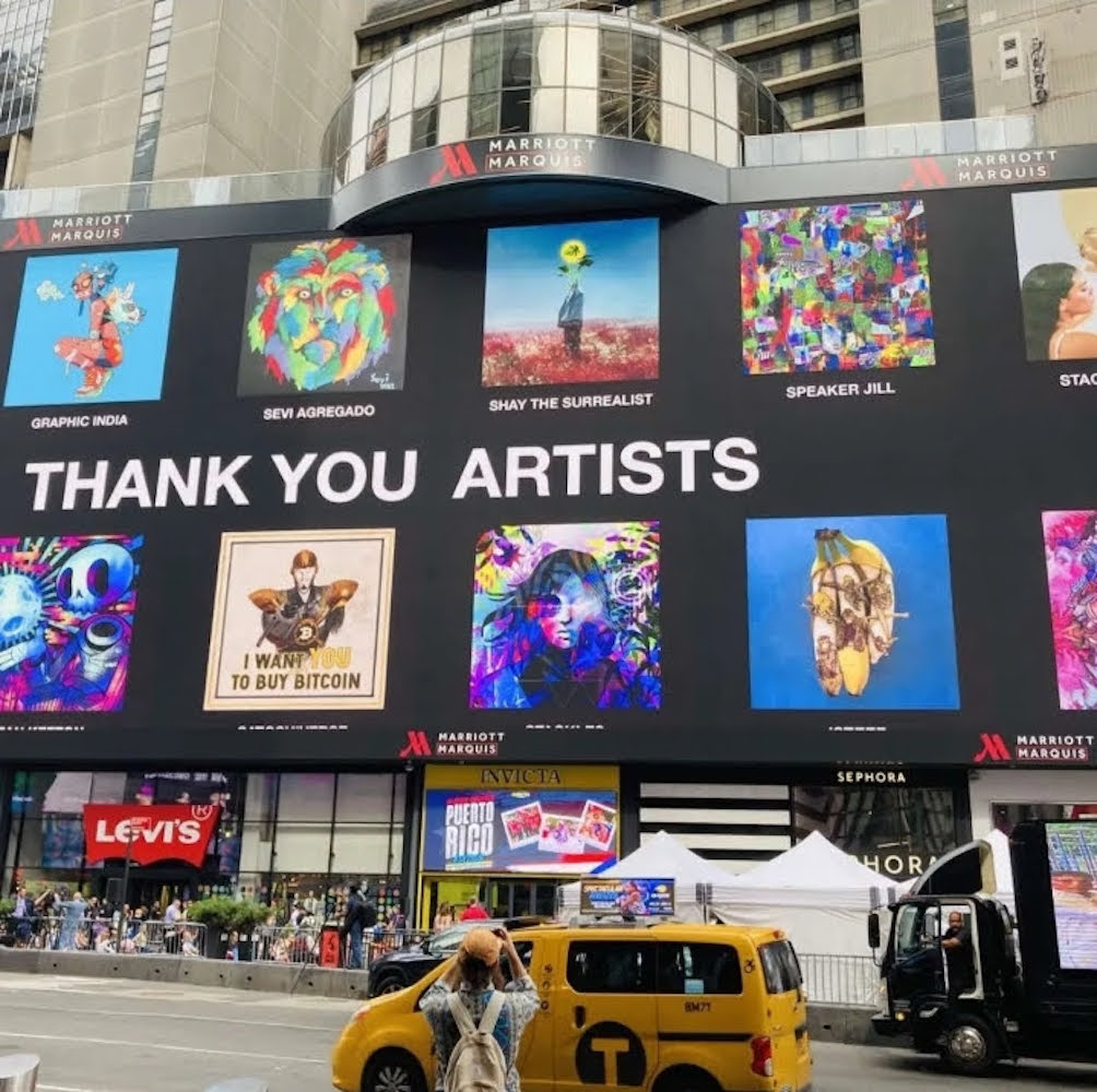 Colorful Lion by Sevi in Times Square