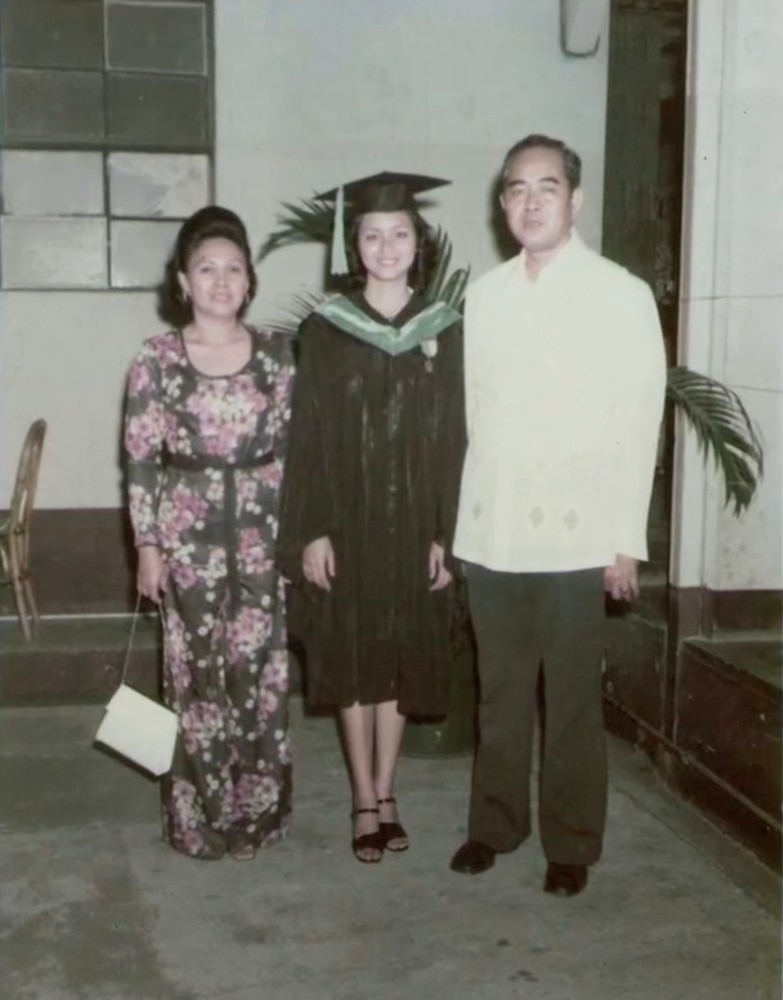 Charo Santos Concio with her parents 