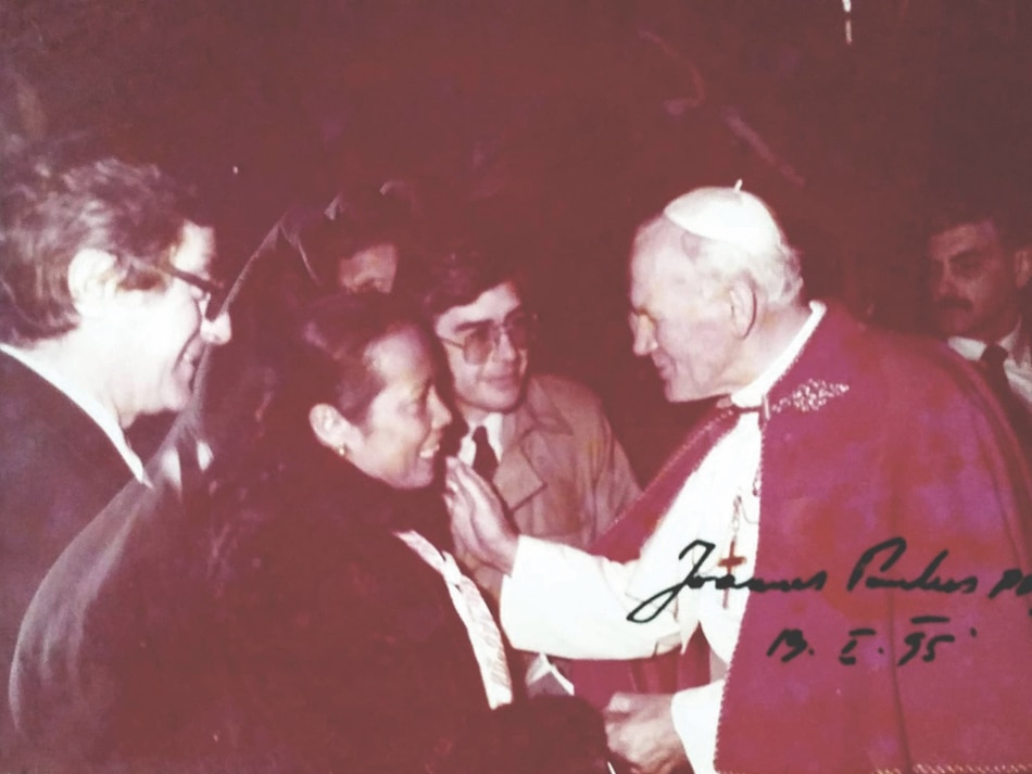 Letty as UN Assistant Secretary-General for Social Development and Humanitarian Affairs meeting with Pope John Paul II, 1980s.