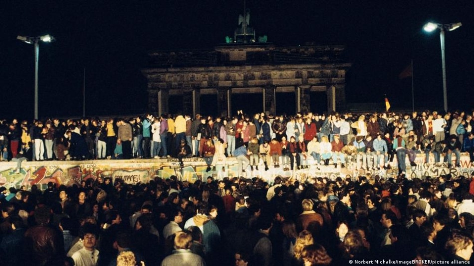 The fall of the Berlin Wall 