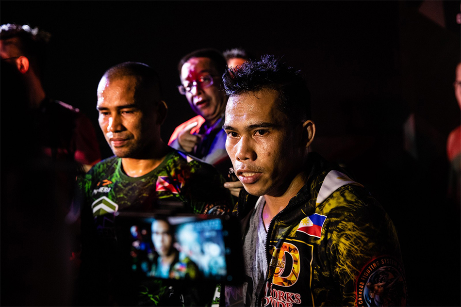 Pinoy VS Pinoy: Joshua Pacio and Rene Catalan leave everything on the line for a world title 5