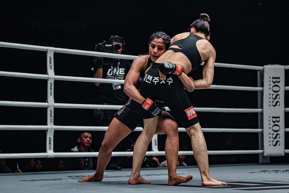 The story behind the lone Filipino victory in Saturday’s ONE Championship Beijing tourney 10