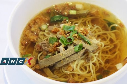 Missing the famous batchoy of 21 Restaurant in Bacolod? You can now order it in Manila