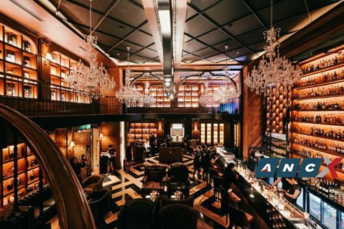 Explore whiskies, cigars at Newport’s The Whisky Library