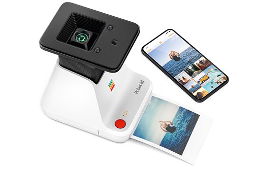 This device transforms your smartphone memories into Polaroid pictures