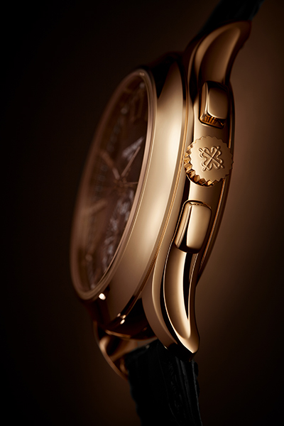 Patek Philippe’s 5905R model sports a warm new look 4
