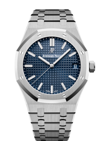 10 classic men’s watches that look great on women 7