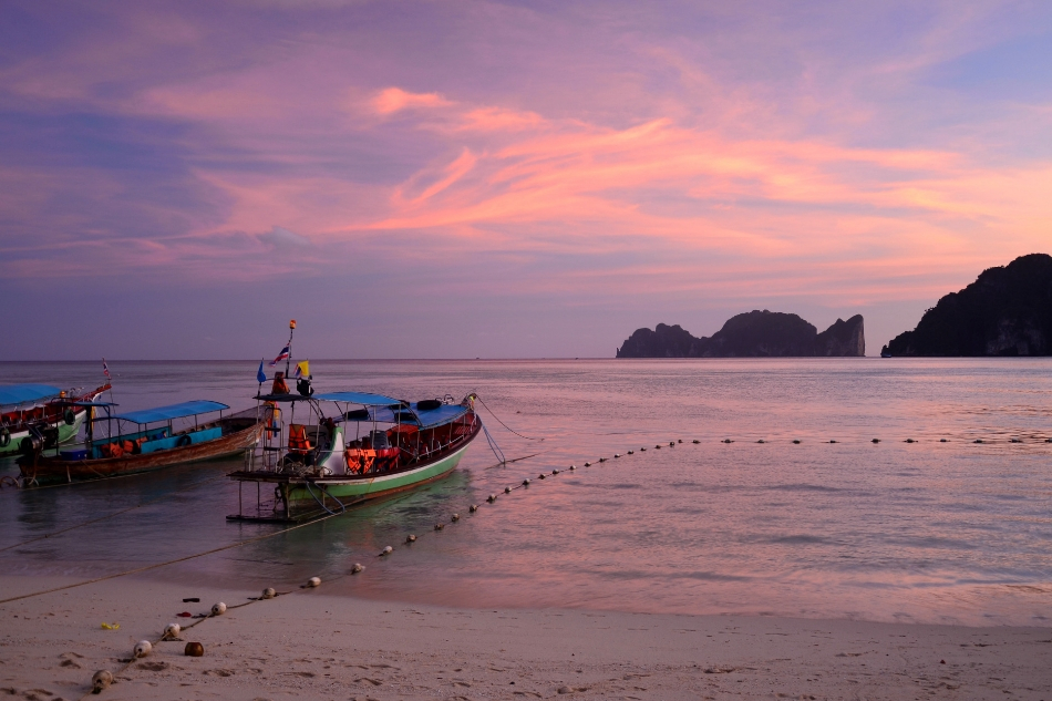 A stunning alternative to Boracay&#39;s island party life 3