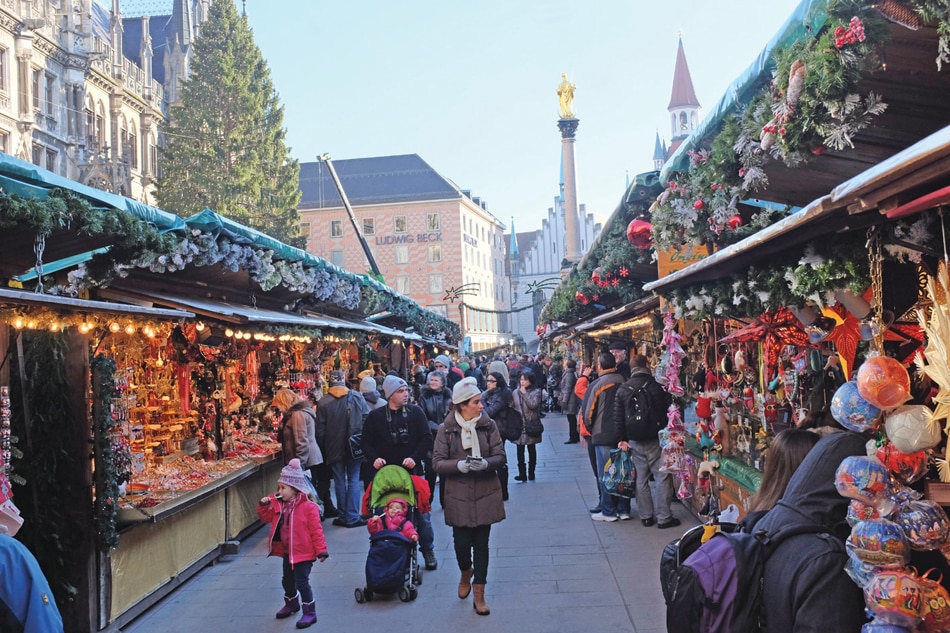 Christkndlmarkt no.5: Munich at Christmas is folsky, sophisticated, magical 2