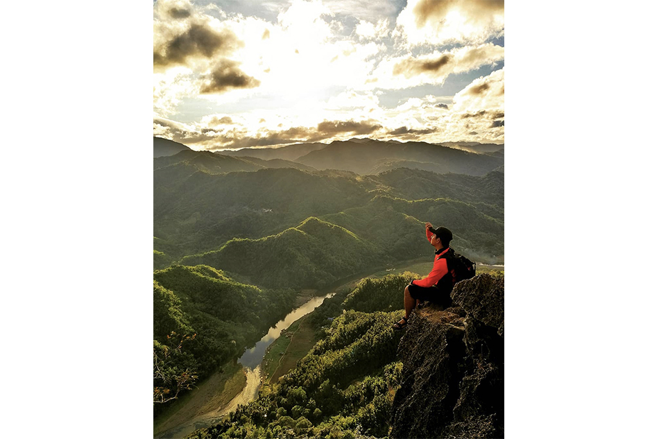 Manila by lunchtime: Six hikes that will only take half a day 10