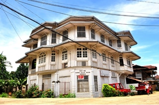 A slice of life in the heritage district of Jimenez, hometown of Aegis and 100+ ancestral houses