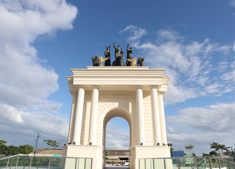 14 drive-by spots in and around Manila—for when you just have to get out of the house 6
