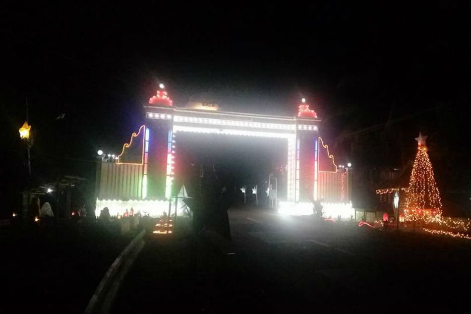 LOOK: Tangub City glows as annual X&#39;mas lights fest kicks off 2