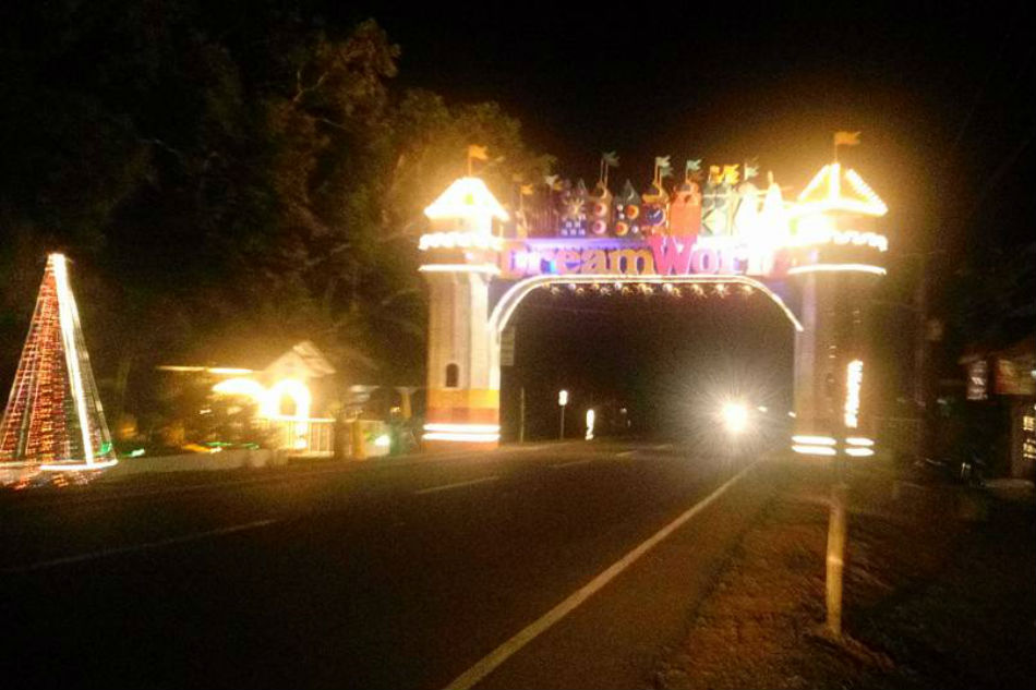 LOOK: Tangub City glows as annual X&#39;mas lights fest kicks off 7