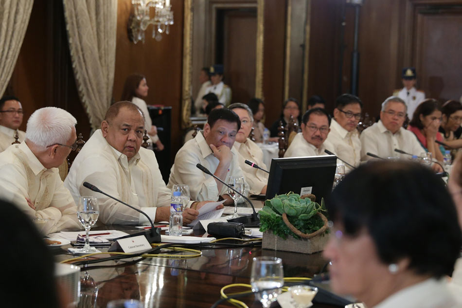 Duterte reappoints Cabinet men bypassed by the CA 1