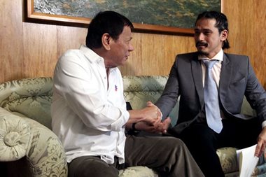 Padilla dinepensahan si Duterte sa umano’y pangako ukol sa BRP Sierra Madre