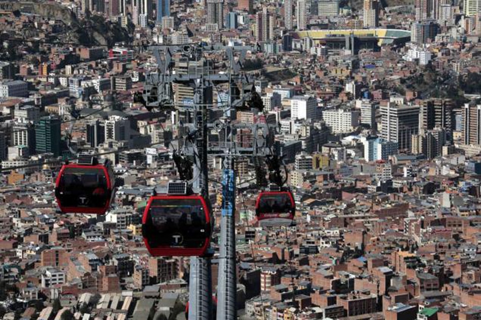 Cable cars eyed to ease Metro traffic 1