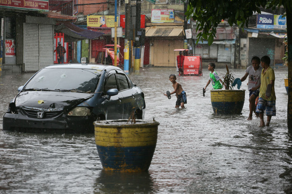 'Butchoy' gone, but PAGASA still sees rainy weekend | ABS-CBN News