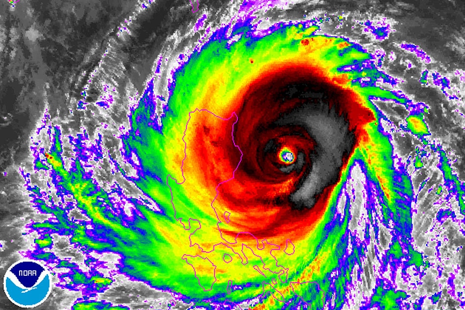 Super typhoon Lawin makes landfall in Cagayan | ABS-CBN News