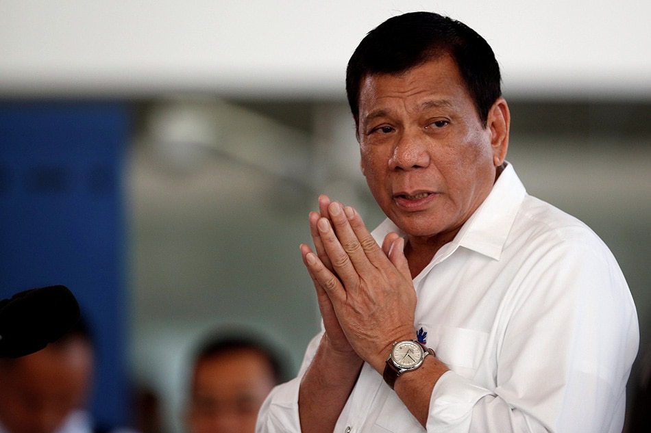 Duterte quotes the Bible: &#39;There&#39;s a time to be calm, silent&#39; 1