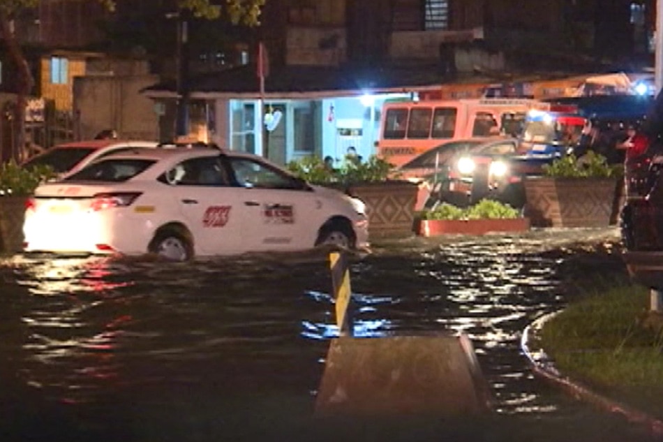 WATCH: Heavy rains cause floods in parts of Davao | ABS-CBN News