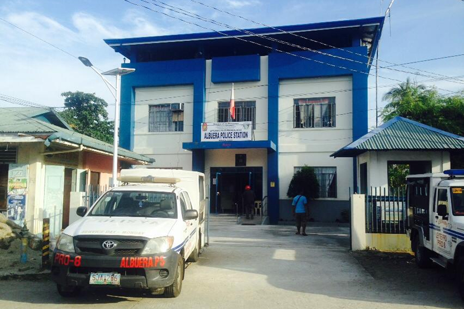 Mayor Espinosa, sa police station muna mag-oopisina | ABS-CBN News