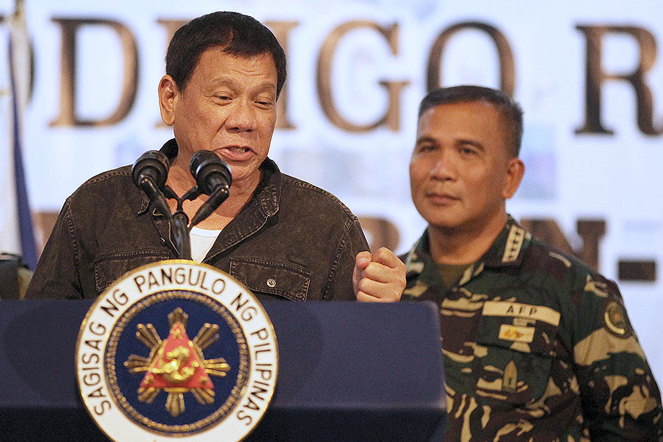 Duterte names politicians, cops, judges in drug trade 1