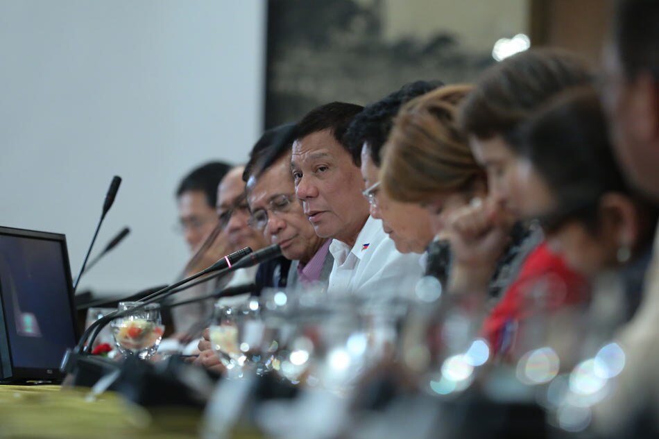 LOOK: Duterte meets Tiamzons, NDF leaders in Malaca&#241;ang 9