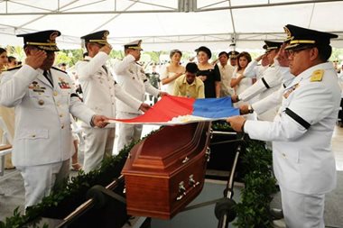 Marcos burial in LNMB 'should never have happened' - Chel