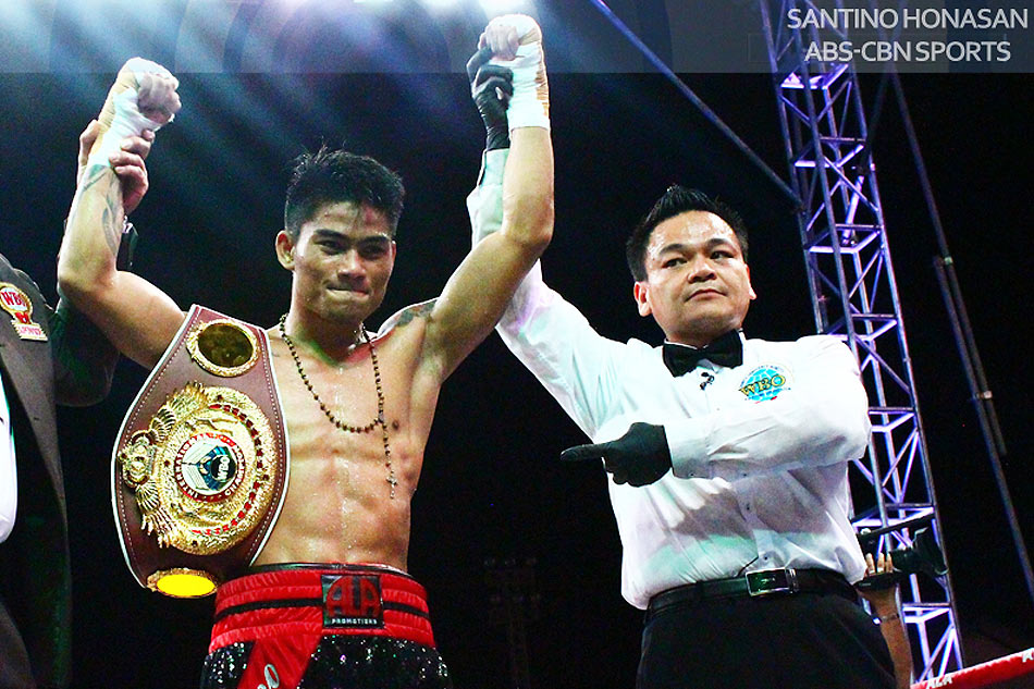 Boxing Analyst Picks Mark Magsayos Tko Win Local Fight Of The Year Abs Cbn News 8480