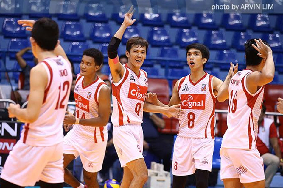 Cignal Air Force Take 1 0 Lead In Spikers Turf Semis Abs Cbn News